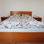Megnyugtat-lak Apartmanhaz Nocleg ze śniadaniem