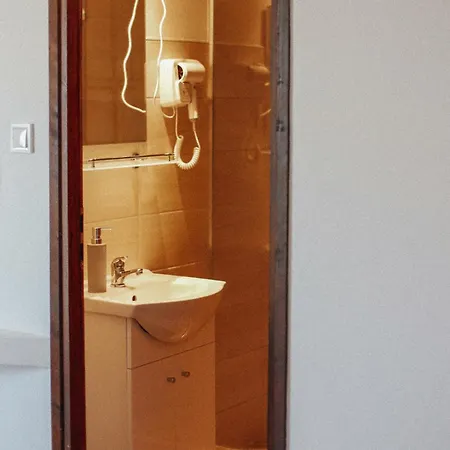 Megnyugtat-lak Apartmanhaz Demjen